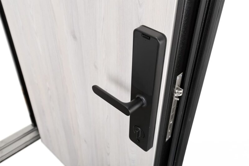 Stella crna sigurnosna vrata sa pametnom bravom – unutrašnja kvaka