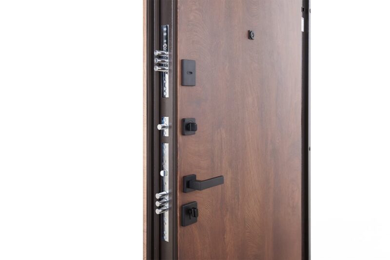 Stella sigurnosna vrata dekor drveta orah – brave i mehanizam