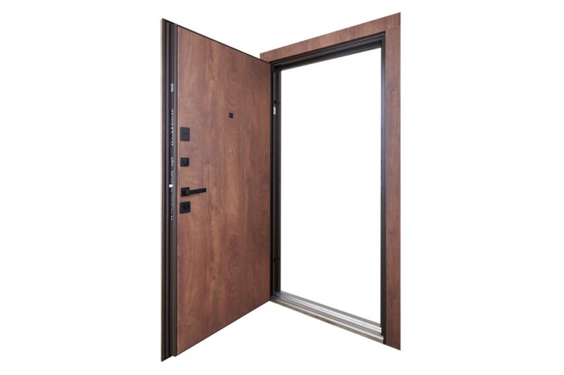 Stella sigurnosna vrata dekor drveta orah – otvorena vrata