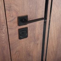 Detalj drvnog dekora Riviera KS sigurnosnih vrata